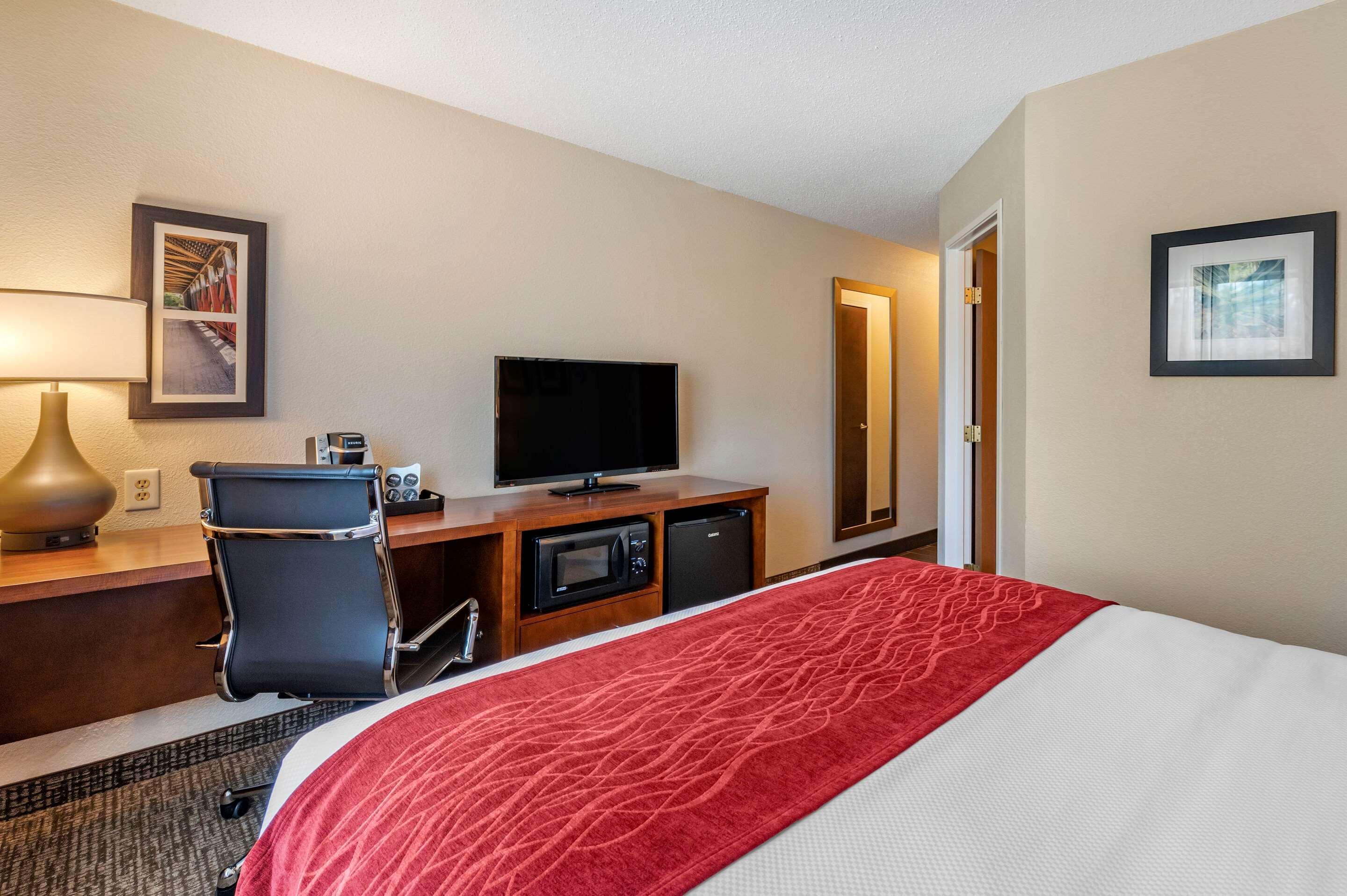 Comfort Inn La Porte Εξωτερικό φωτογραφία