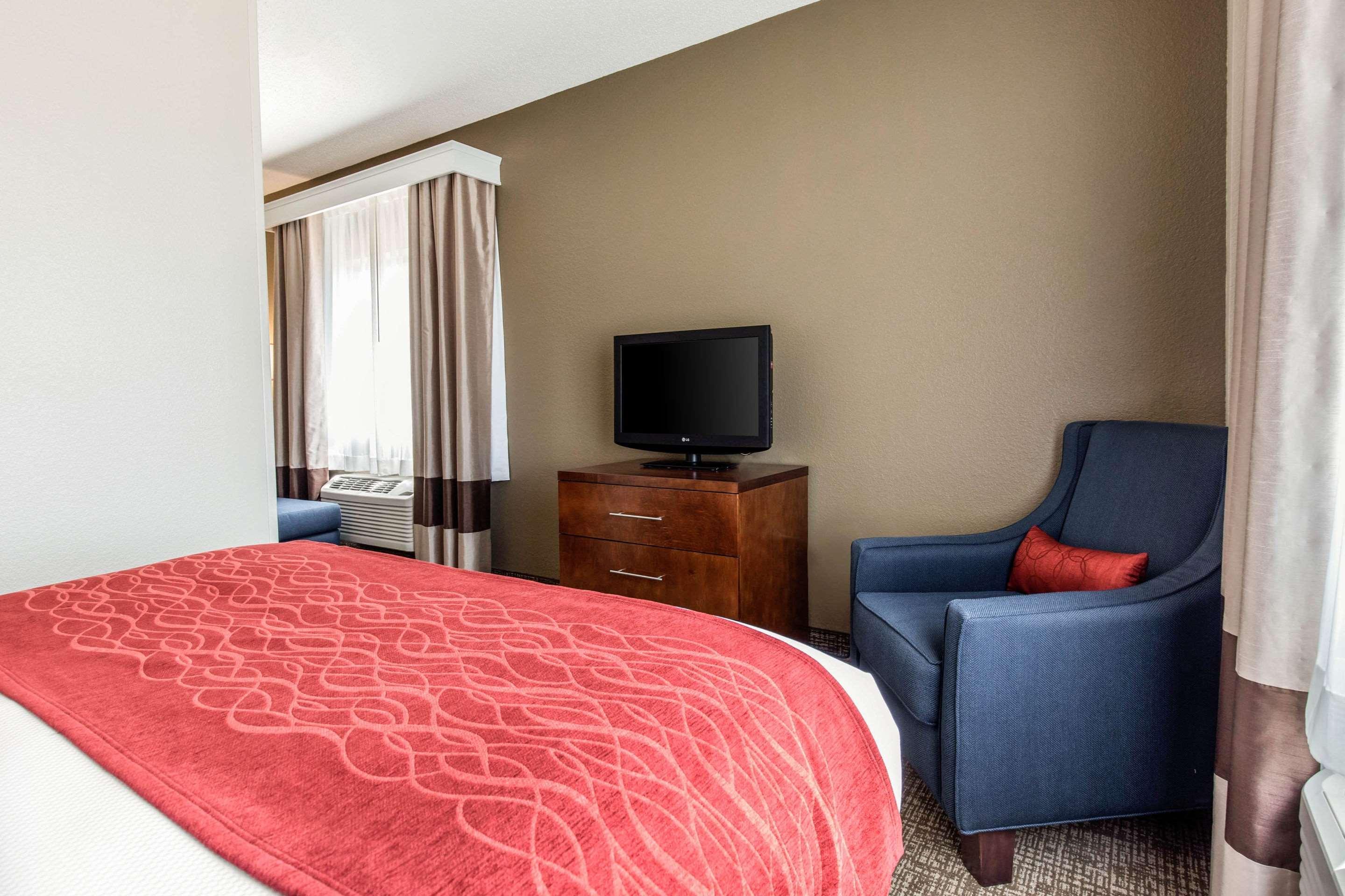 Comfort Inn La Porte Εξωτερικό φωτογραφία