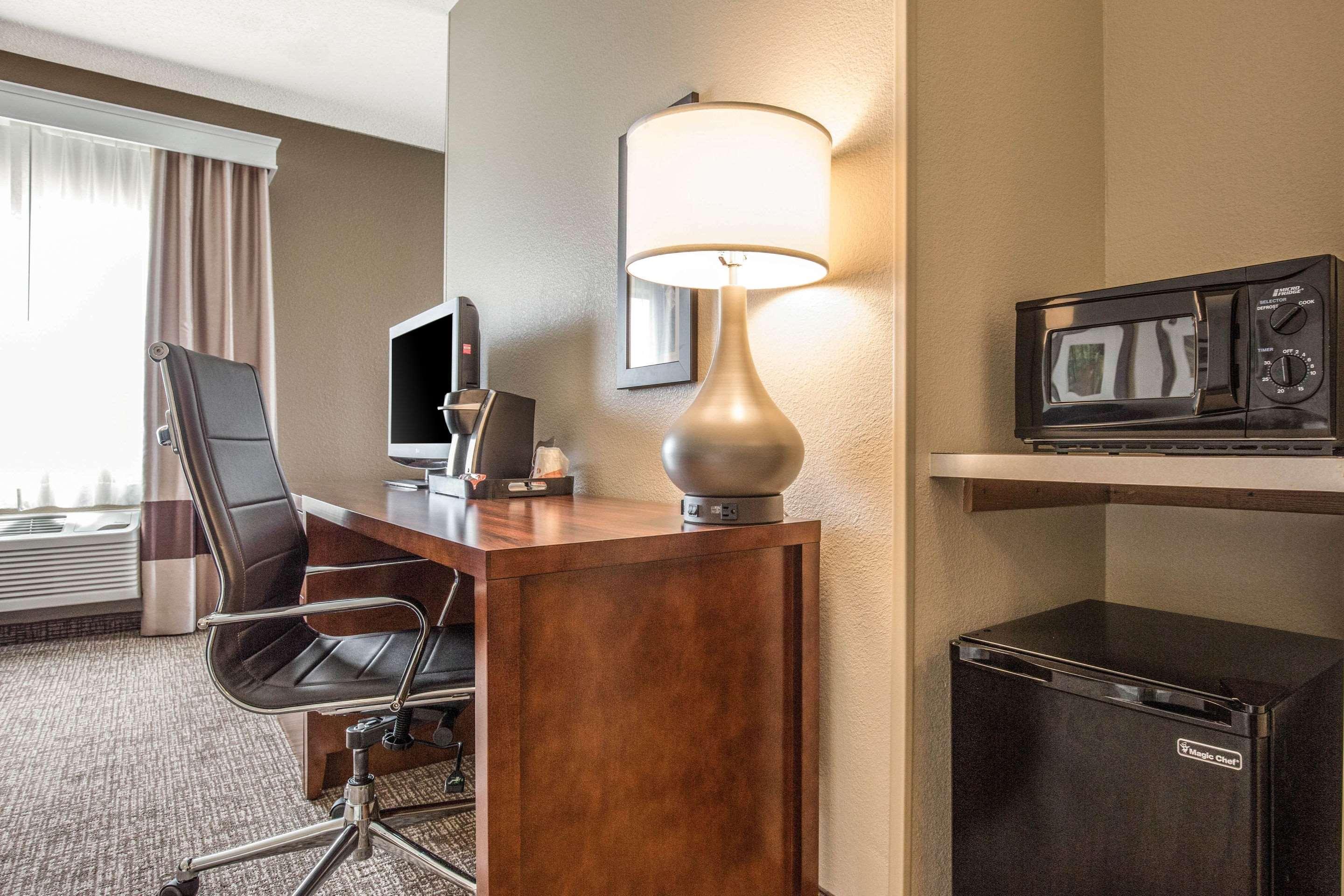 Comfort Inn La Porte Εξωτερικό φωτογραφία