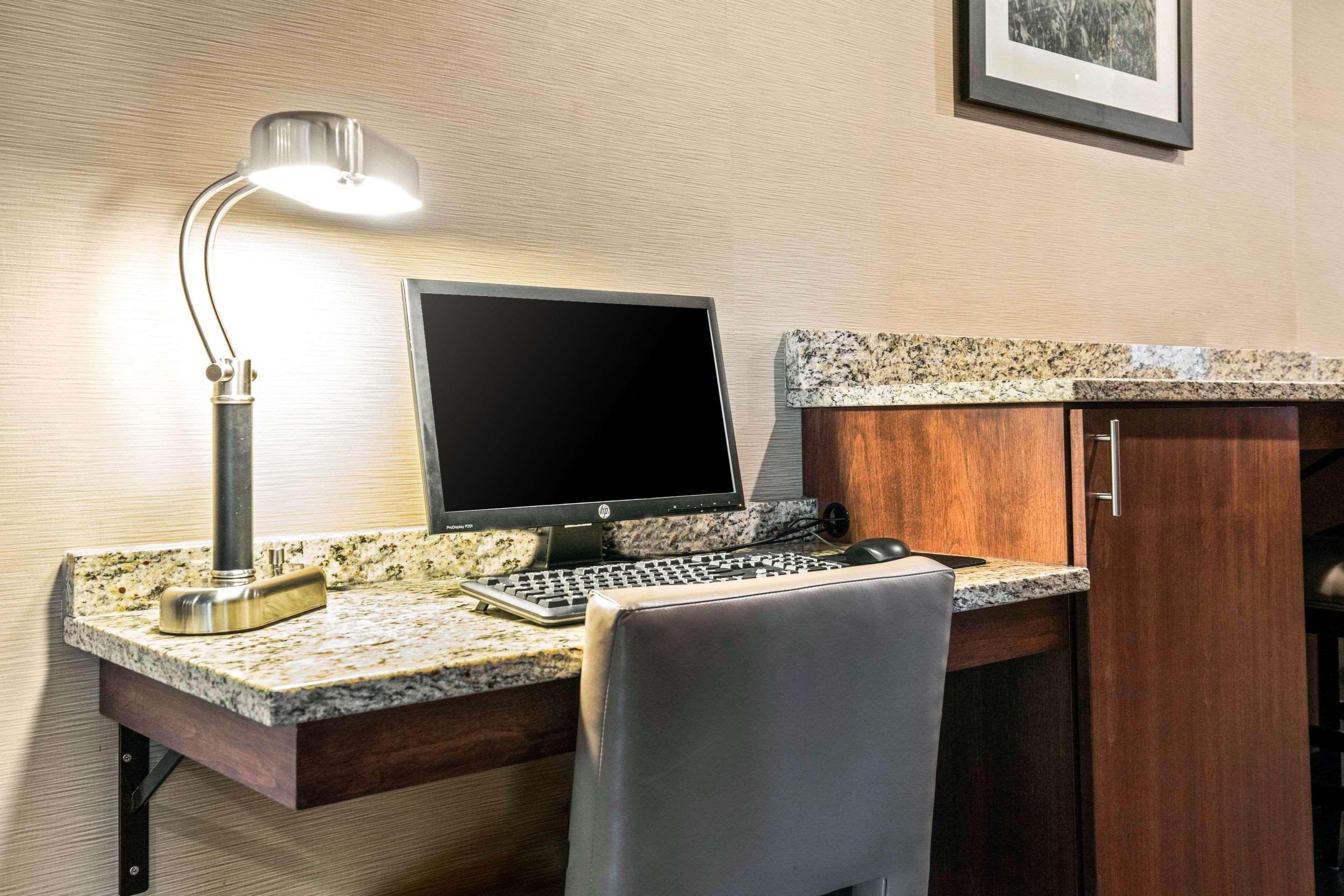 Comfort Inn La Porte Εξωτερικό φωτογραφία
